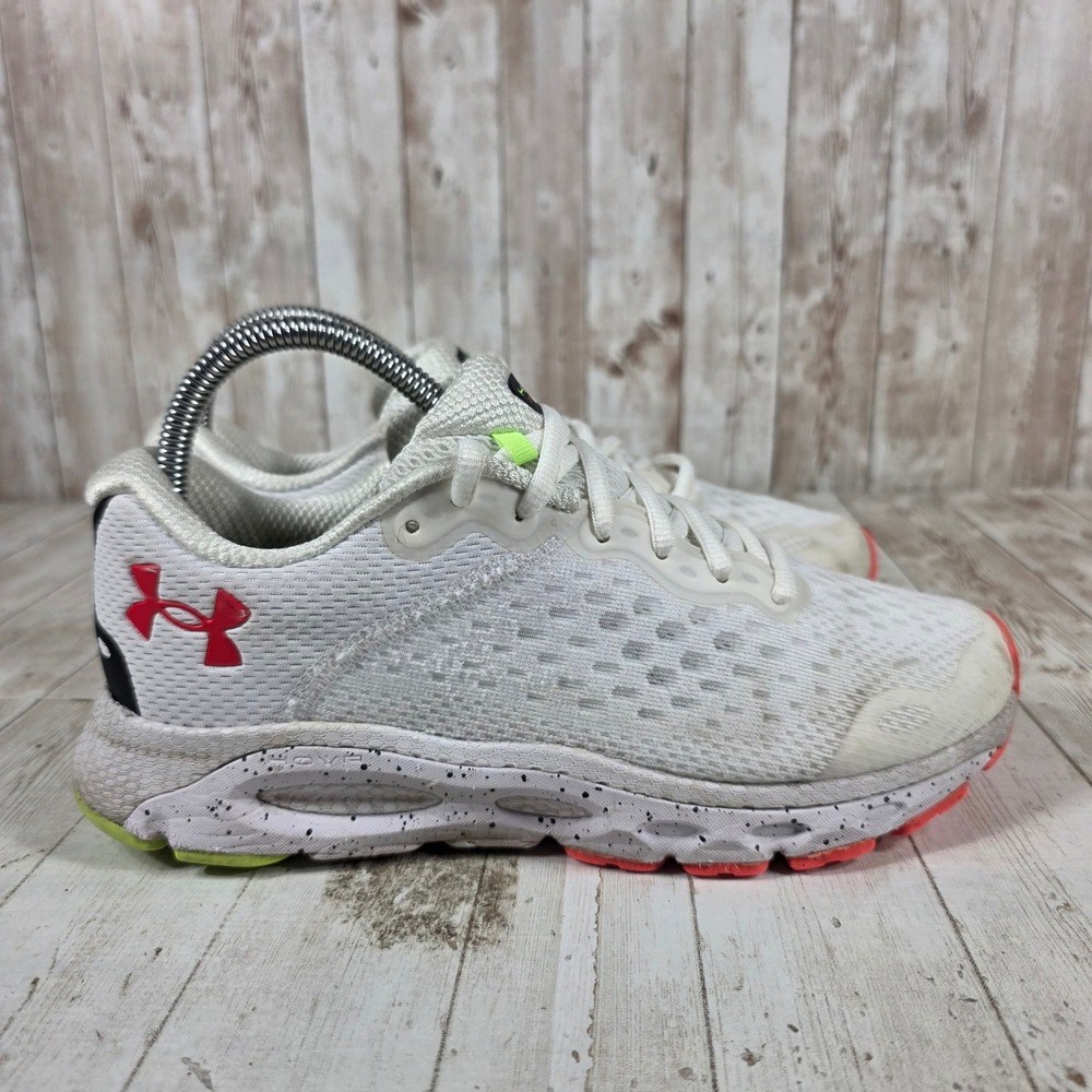 Under Armour HOVR Infinite 3 Womens Running Shoes White‎ Red 3023556-109 Size 8